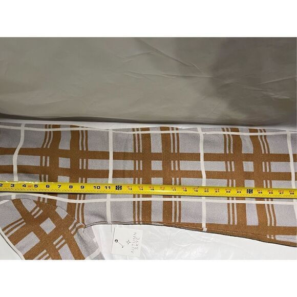 Autumn Skye Magnetic Button Closer Women’s Cardigan Sweater Yellow in Color Size - Picture 7 of 8